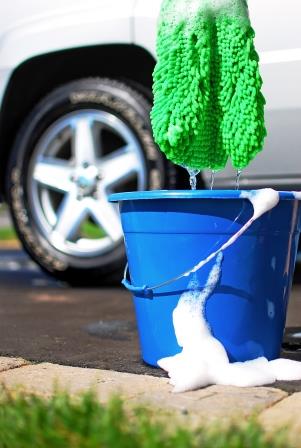 Learn how to hand wash and polish a car with this article from Gold Eagle Co. 