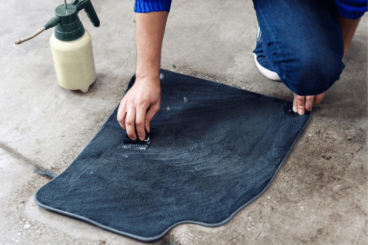Here’s how to wash your car’s floor mats.