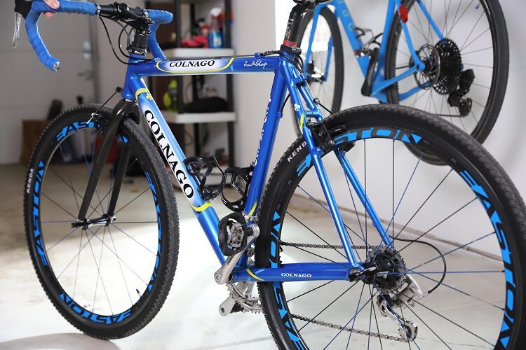 22504 Lifestyle Blue Bike Shiny min